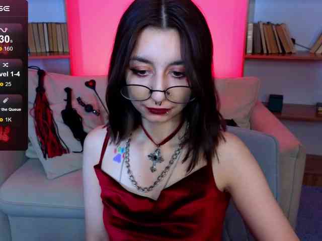 MistressMarcelline webcam