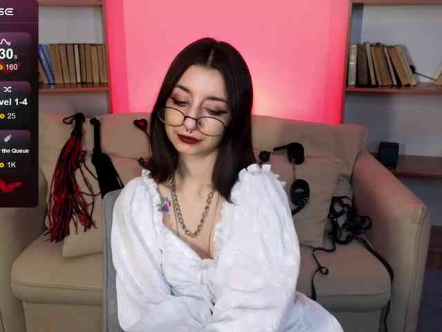 MistressMarcelline webcam