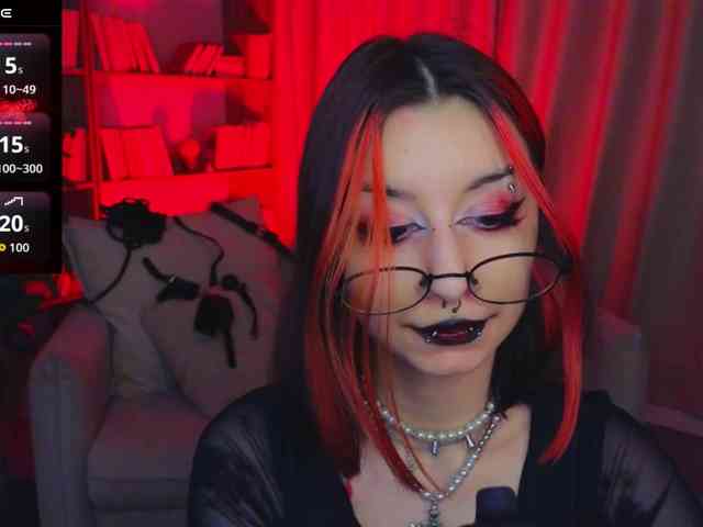 MistressMarcelline webcam