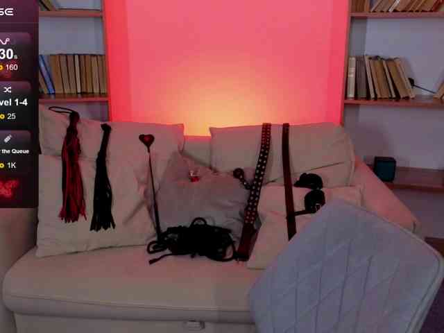 MistressMarcelline webcam