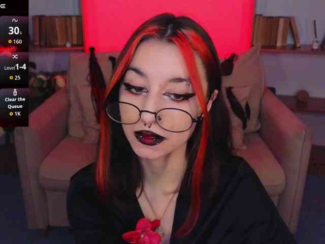 MistressMarcelline webcam