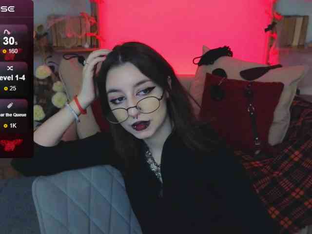 MistressMarcelline webcam