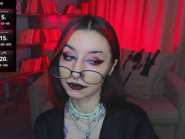 MistressMarcelline webcam