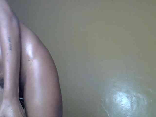 LittleMisscharming webcam