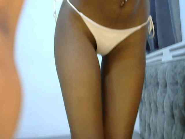 LittleMisscharming webcam