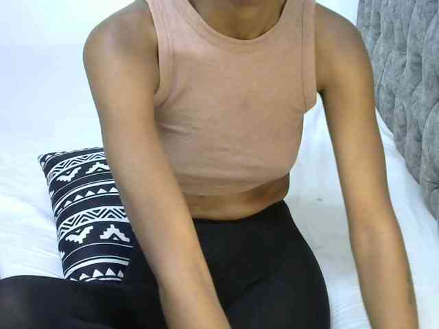 LittleMisscharming webcam