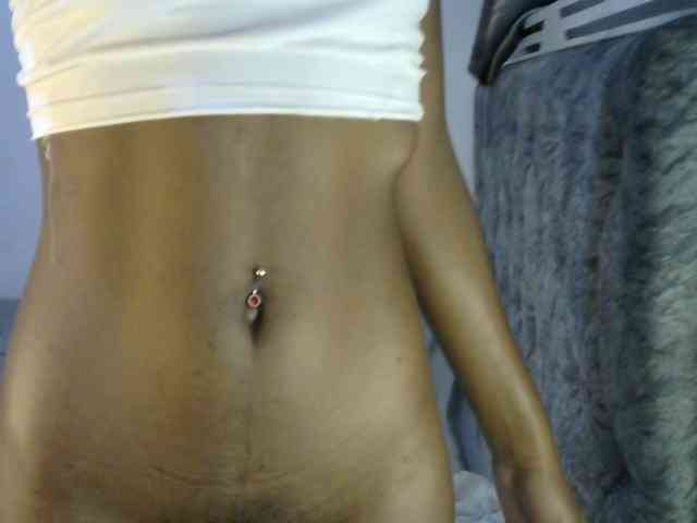 LittleMisscharming webcam