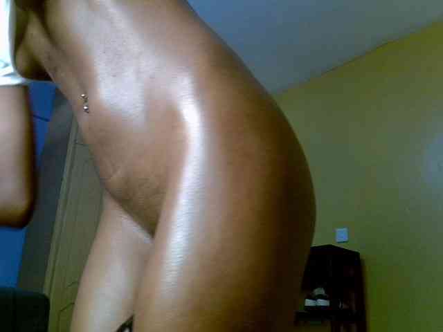LittleMisscharming webcam