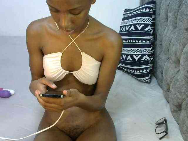 LittleMisscharming webcam