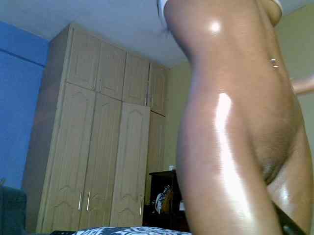 LittleMisscharming webcam