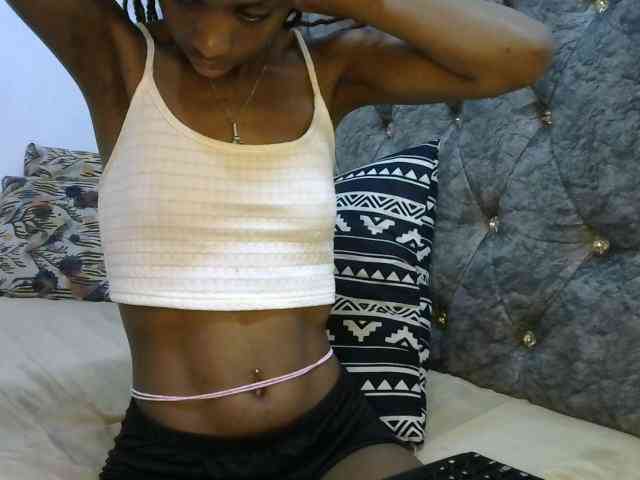 LittleMisscharming webcam