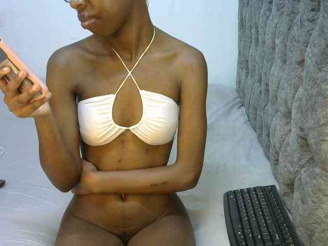 LittleMisscharming webcam