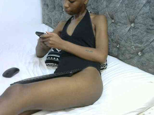 LittleMisscharming webcam