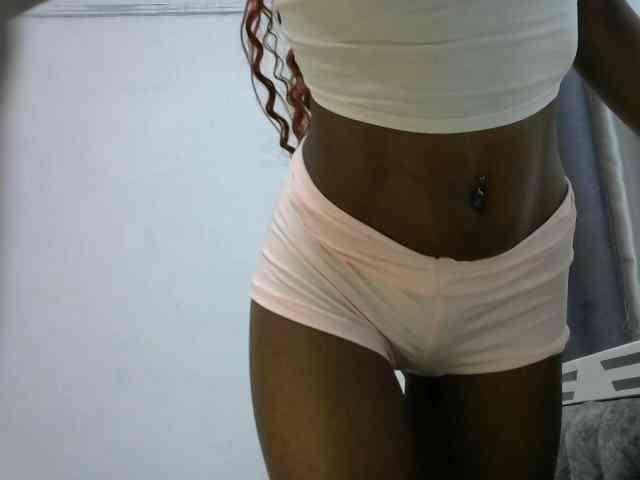 LittleMisscharming webcam