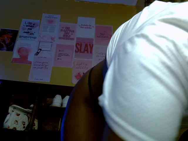 LittleMisscharming webcam