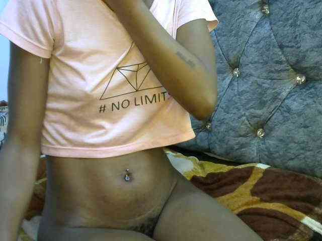 LittleMisscharming webcam