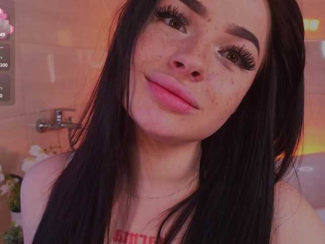 LisaAndDenis's BongaCams show and profile