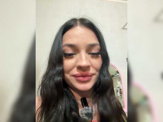 LisaAndDenis: смотреть секс чат онлайн бесплатно 18+