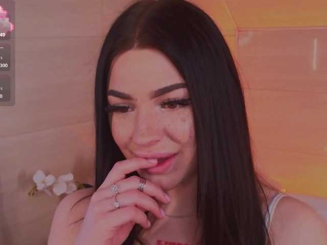 LisaAndDenis's BongaCams show and profile