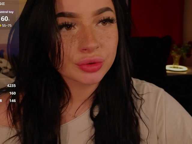 LisaAndDenis's BongaCams show and profile