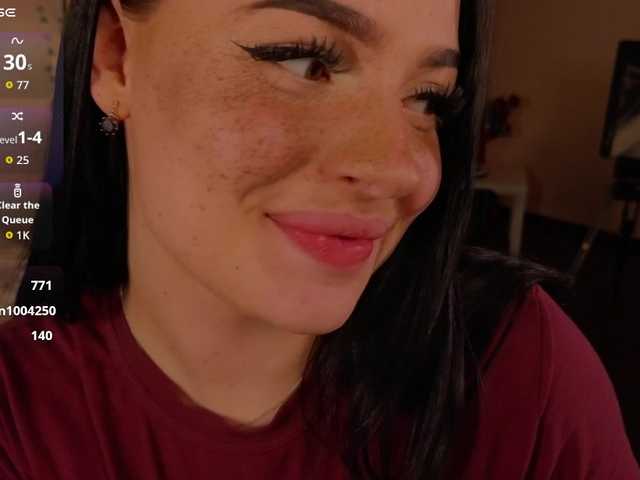 LisaAndDenis's BongaCams show and profile