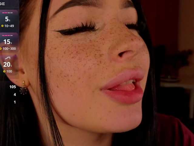 LisaAndDenis's BongaCams show and profile