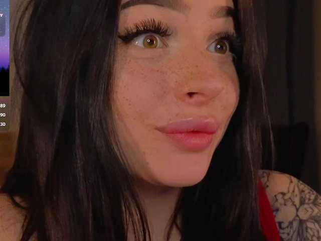 LisaAndDenis's BongaCams show and profile