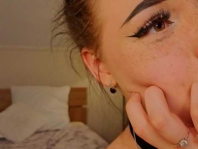 LisaAndDenis's BongaCams show and profile