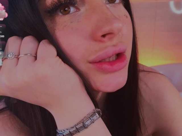 LisaAndDenis's BongaCams show and profile