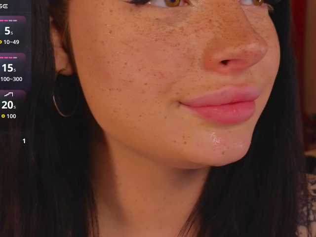 LisaAndDenis's BongaCams show and profile