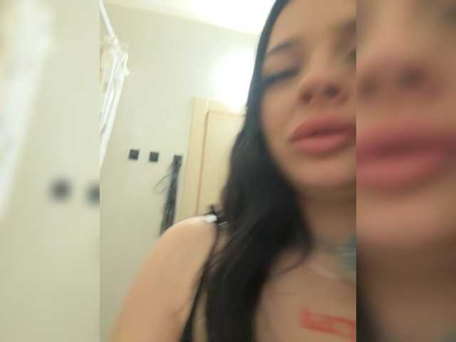 go to chat with LisaAndDenis