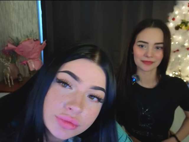 LisaAndDenis's BongaCams show and profile