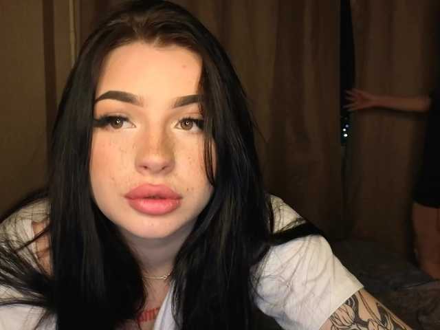 LisaAndDenis from BongaCams