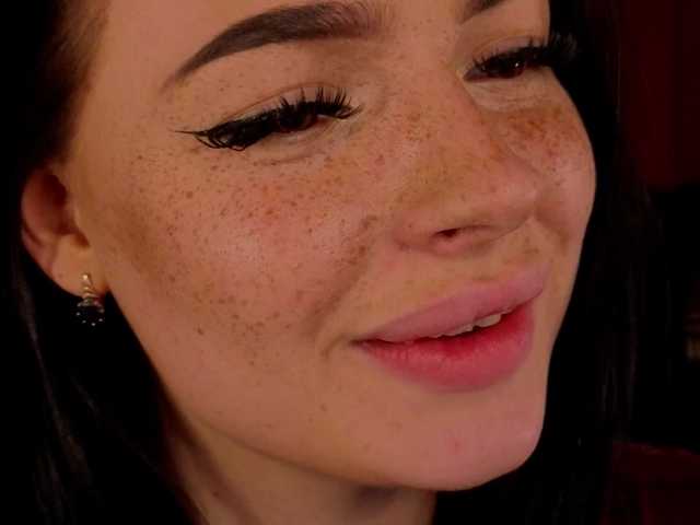 LisaAndDenis's BongaCams show and profile