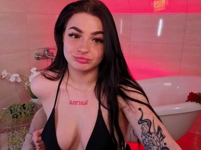 LisaAndDenis's BongaCams show and profile