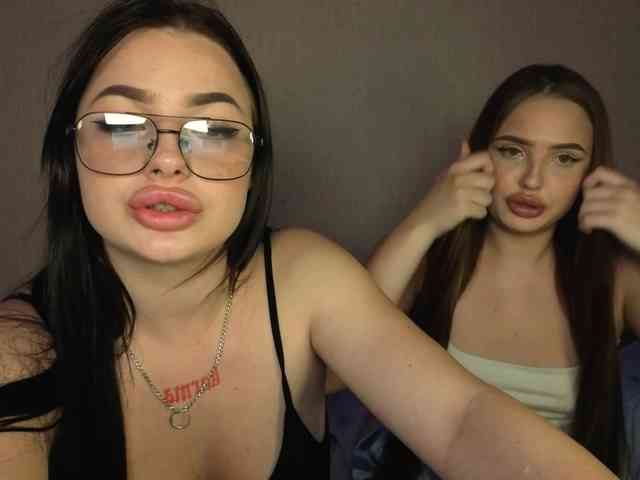random video sex chat LisaAndDenis
