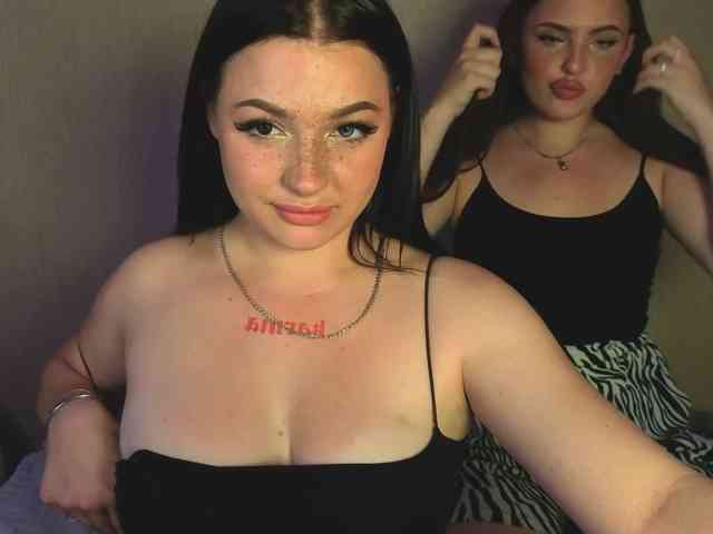 private live show LisaAndDenis