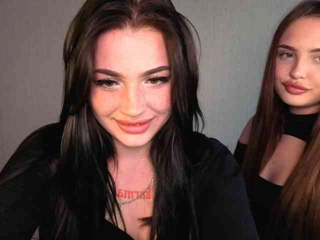 nude webcam chat LisaAndDenis