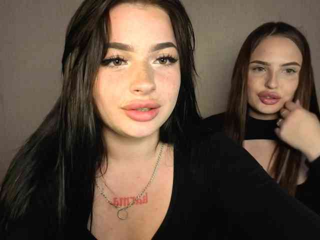 online sex cam LisaAndDenis