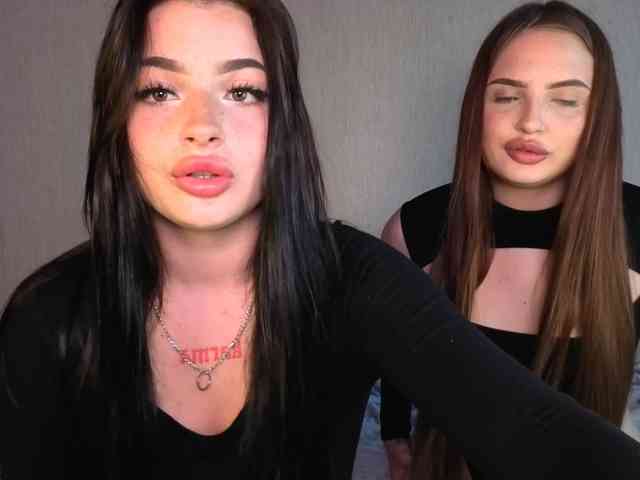 adult nude chat room LisaAndDenis