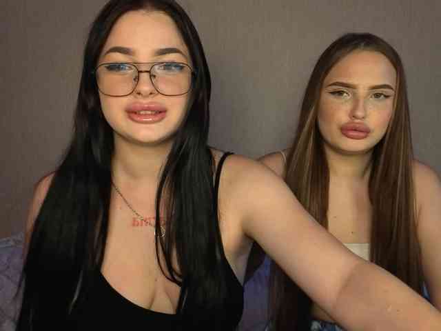 online chat room LisaAndDenis