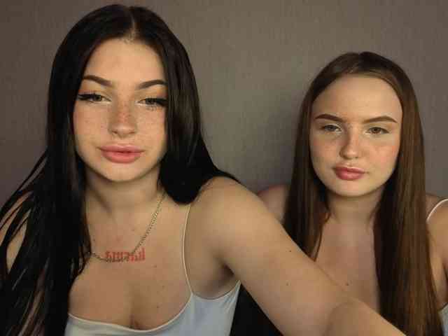 cam chat room LisaAndDenis