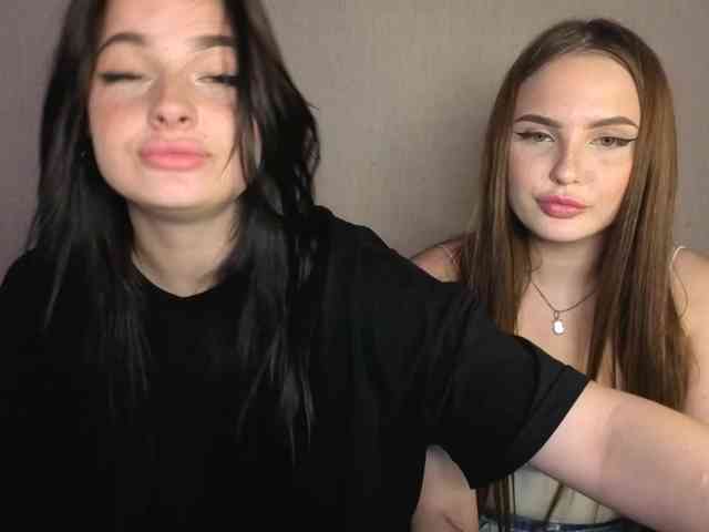 sexcam chat room LisaAndDenis