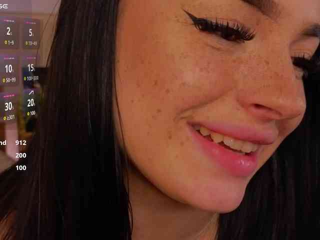 LisaAndDenis Live Webcam on BongaCams