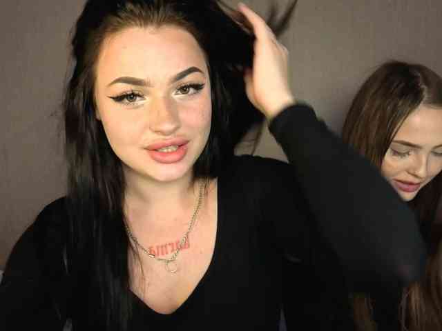 cam chat room LisaAndDenis
