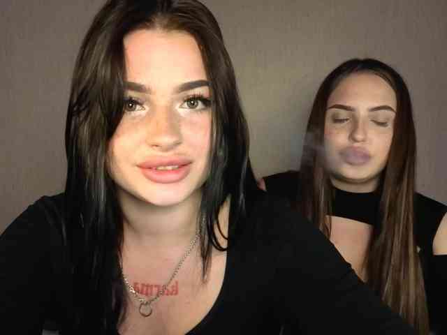 online sex cam LisaAndDenis
