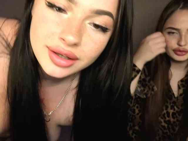 adult webcam chat LisaAndDenis