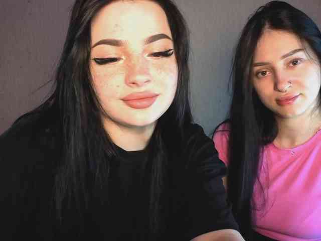 sexcam LisaAndDenis