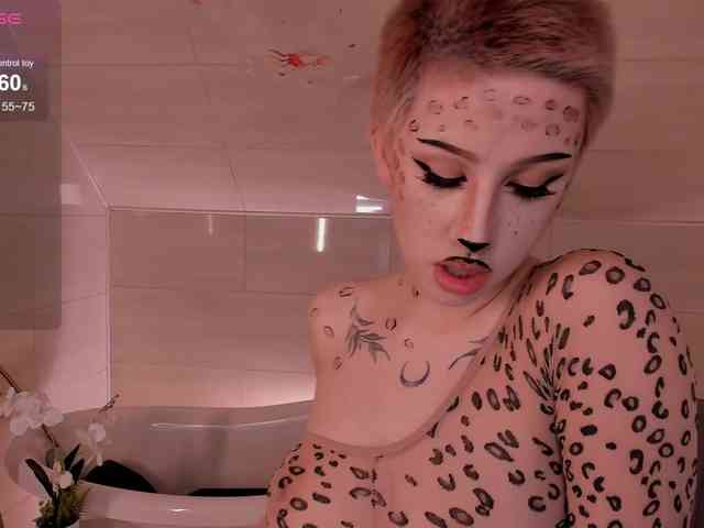 Necucubi Live Webcam on BongaCams