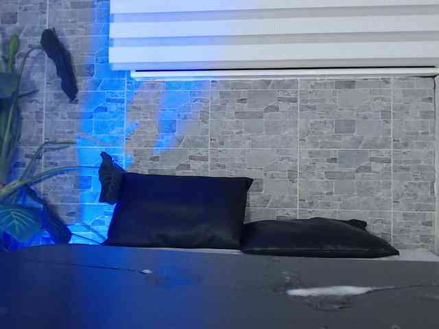MeganBlazze webcam